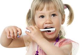 Zachęcaj dziecko do mycia zębów